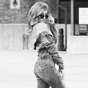 Meet your Posher, Madison